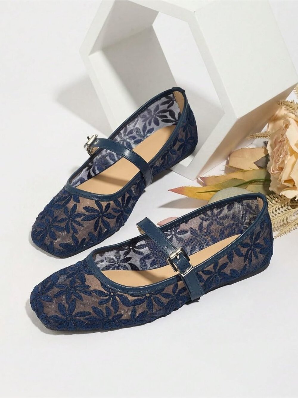 Women's Floral Blue Mesh Comfortable Square Closed Toe Mary Jane Ballet Flats - Picture 2 of 5